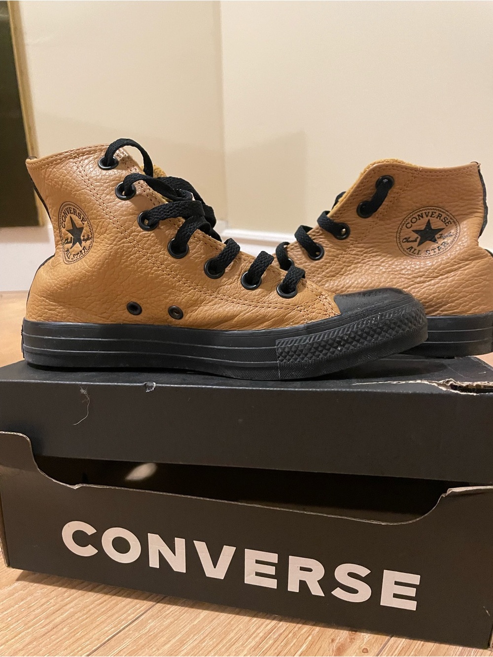 Converse women High Top Sneakers in Tan and Black